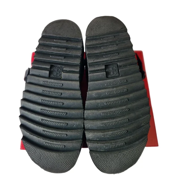 Dr Martens Vass Hydro Chunky Black Sandals with Adjustable Straps - Picture 4 of 14
